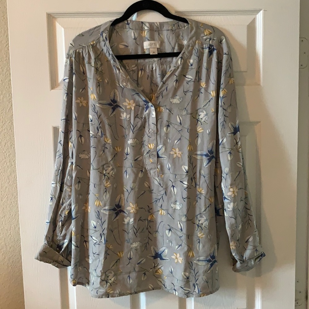 Loft Outlet top